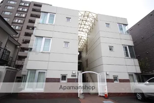 アーブ円山【107号室】の外観