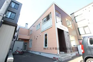 風のささやき【2階】の外観