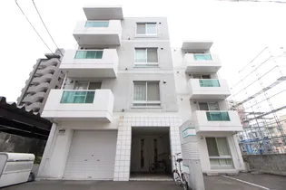 マルツォ【4階】の外観