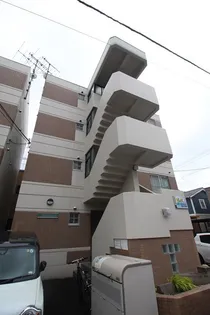 ドミシール宮の森の画像