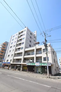 ドミ山鼻【71号室】の外観