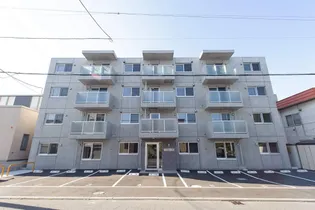 LA CLEF東札幌【4階】の外観