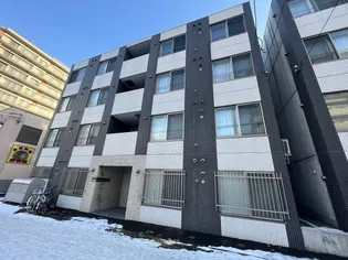 RAVELLO N2 Aの画像