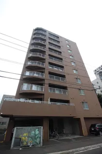 ローレル17の画像