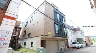 ハルニレ【0102号室】の外観