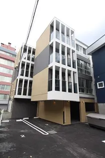 カレラ緑丘の画像