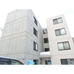 リヴェール八軒【1階】の外観