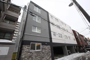 フィオリーノの画像