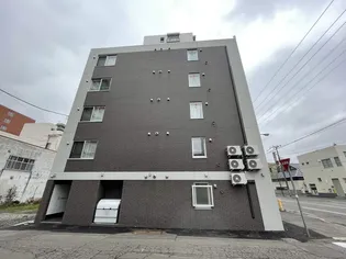 阿部亮財団ビルの画像