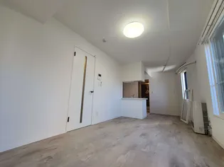 PCHE裏参道【1階】の居間