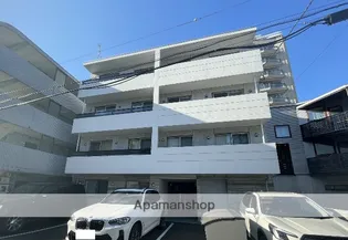 プリヴィエール宮の森の画像