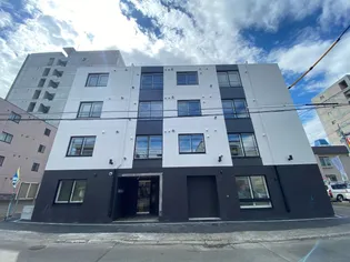 NORTH WING(南8西14MS)【302号室】の外観