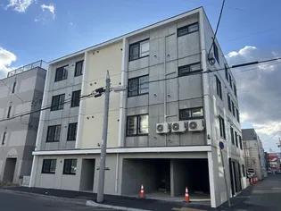 DOMANI医大前(ドマーニイダイマエ)【2階】の外観