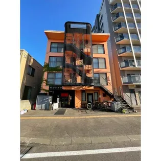 ミューズ伏見【502号室】の外観