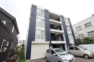 スカイパーク円山【203号室】の外観