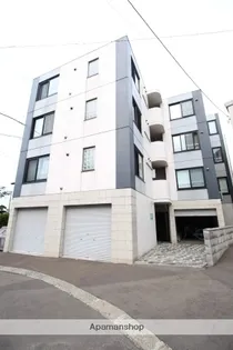 ロア・エスポワール【1階】の外観