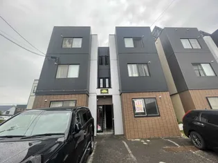 北海道札幌市白石区栄通17丁目【アパート】の外観