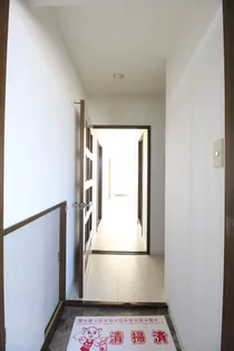 アクティブプラザ上野幌【303号室】の玄関