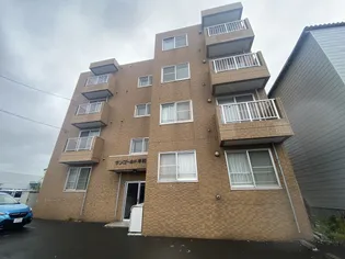 サンゴールド平和【302号室】の外観