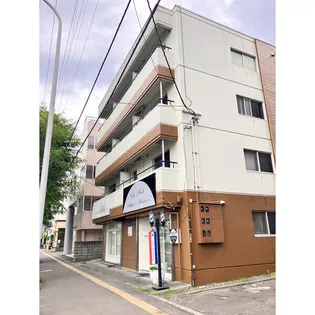 白栄ビル南郷【405号室】の外観