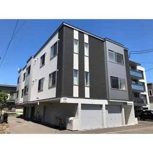 メゾン アヴェニュー アヌ【2階】の外観