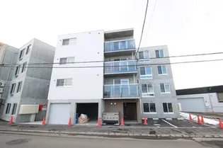 ファヴール【3階】の外観