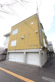 リバーハイツA【3階】の外観