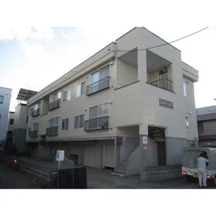 ファミーリエFの画像