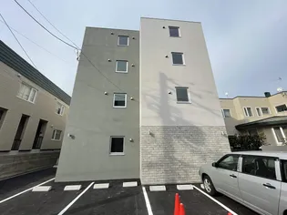 WHITE COURTの画像