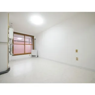 コーポひろた【202号室】の居間