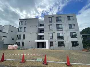 NEXT AVE.TSUKISAMU(ネクストアベニューツキサム【1階】の外観