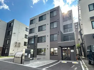 ベルヴィル南平岸【4階】の外観