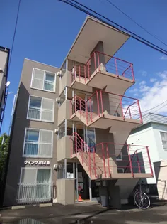 ウイング北14条【1階】の外観