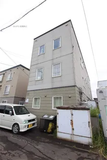 ネディノット ザ ファーストの画像