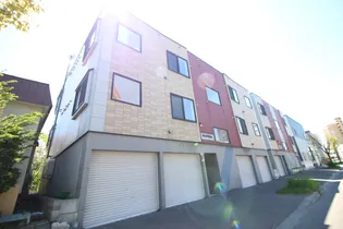 オリヴェイラ【205号室】の外観