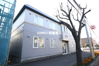 ハウスプリムヴェール【2階】の外観