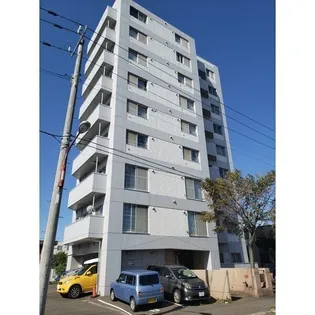 ピュアコート北33条【8階】の外観