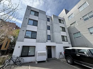 マ・メゾン医大前【4階】の外観