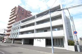 ラ メージュの画像