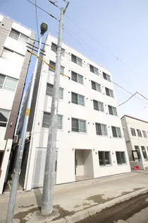 ヴィエルジュ北13条【4階】の外観