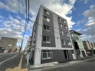 ラフィーネ栄町【4階】の外観