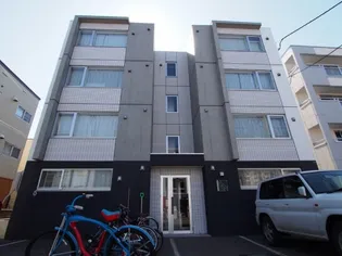 K&M【3階】の外観