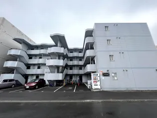 テラ元町【102号室号室】の外観