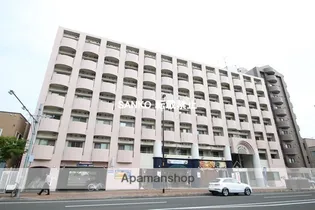 メゾン・ド・グルー【211号室】の外観