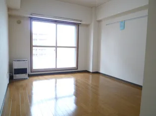 サザンシティ16【208号室】の居間