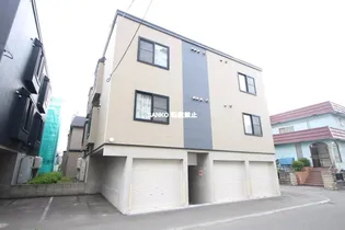 URIZUN APT.(うりずん)【105号室】の外観