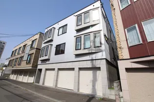 グローリアスM【205号室】の外観