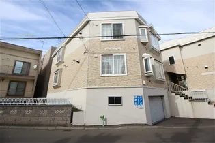 ホワイトイマージュ麻生A【3号室】の外観