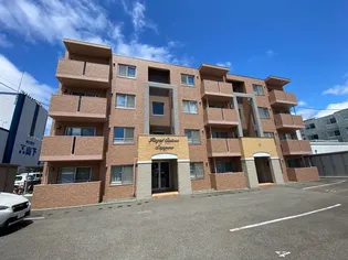 ローヤル サルーン 札幌【1階】の外観