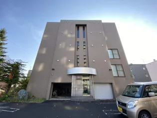 ガーデンパレス【2階】の外観